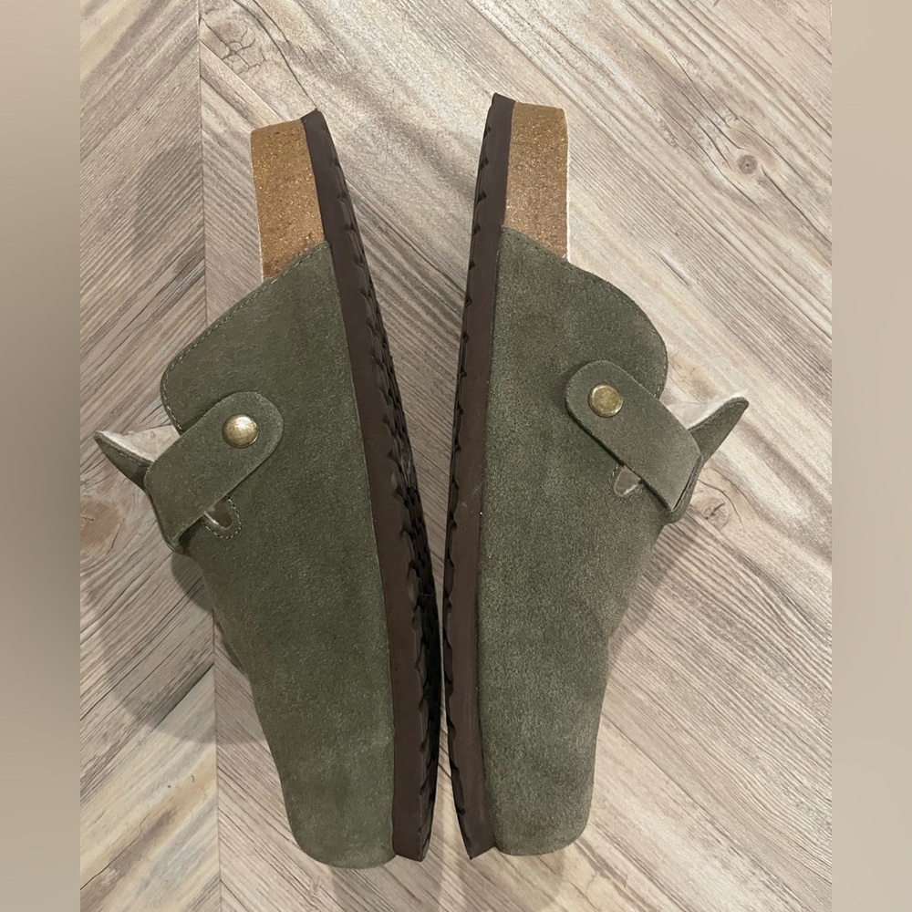 Shearling Clogs - Picture 2 of 3